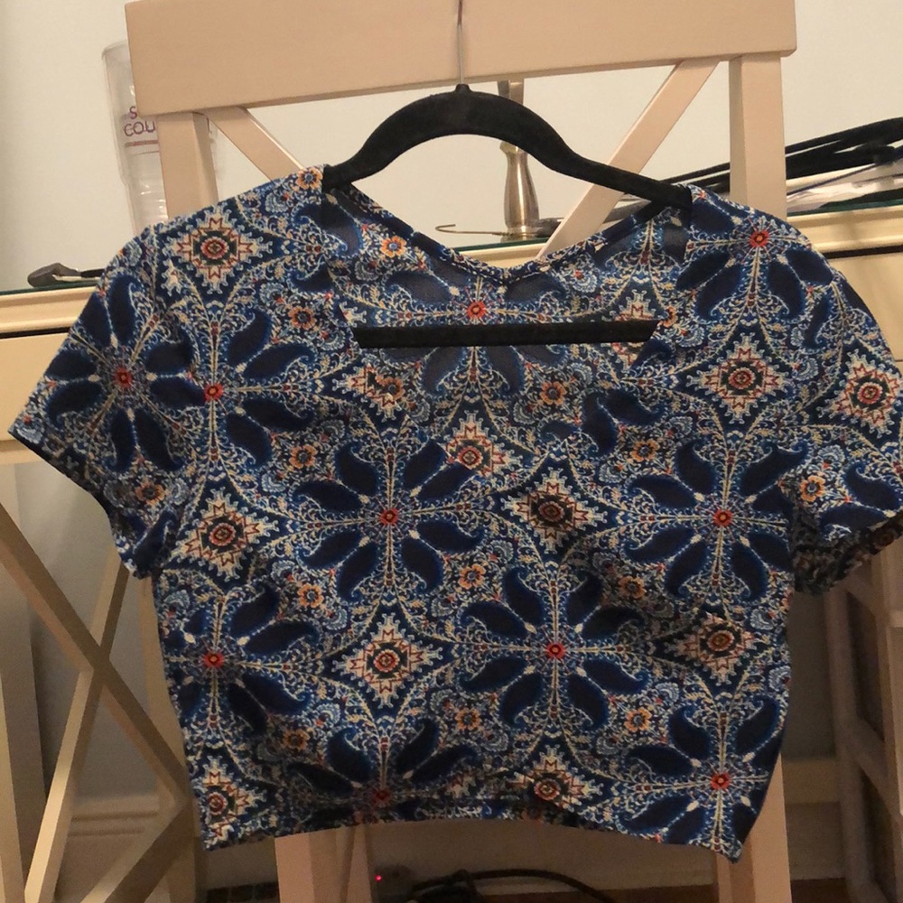 Show Me Your MuMu crop top